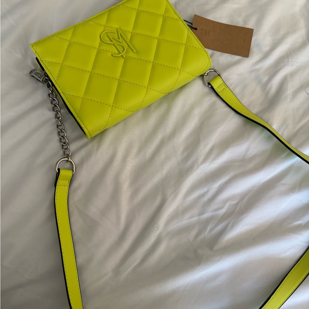 NEON PURSE STEVE MADDEN